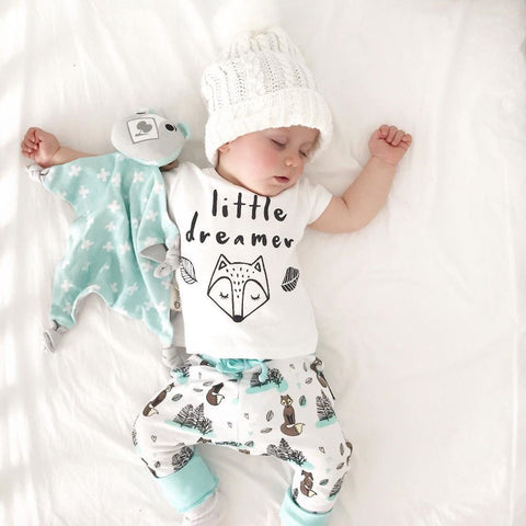 SnugBubs™ – Newborn Outfit Set | T-Shirt & Pants for Boys & Girls